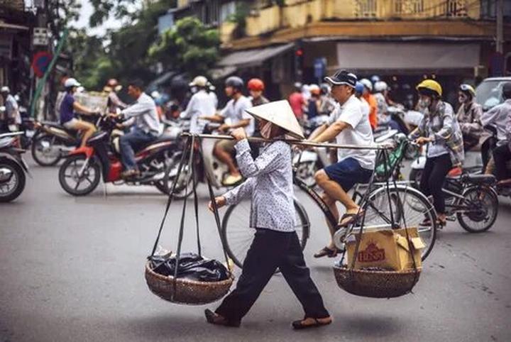Khởi Nghiệp An Toàn và Bền Vững với Hotspot Matrix