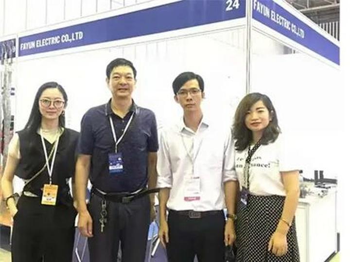 Từ Nhà Sáng Tạo Nhỏ Bé Đến Doanh Nghiệp Lớn Mạnh: Chinh Phục Thị Trường Video Ngắn Cùng Hotspot Matrix